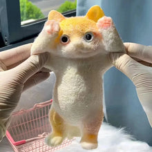 画像をギャラリービューアに読み込む, Realistic soft cat squishy toy in white and yellow